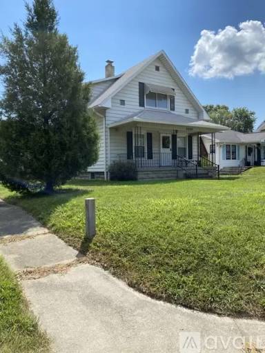 Main picture of 3200 S 7th St