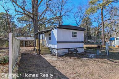 Main picture of 101 Willard Ln