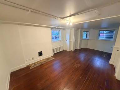 Main picture of 294 State St