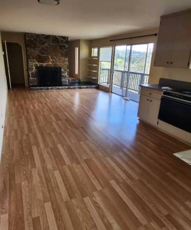 Main picture of 12 Carmel Ct