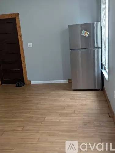 Main picture of 1417 Conkling Ave