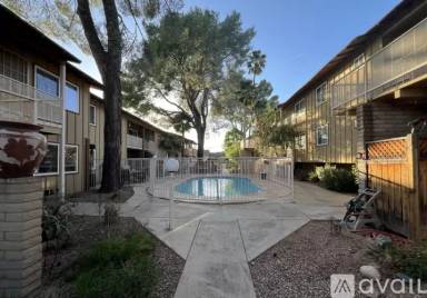 Main picture of 90 W Yavapai St