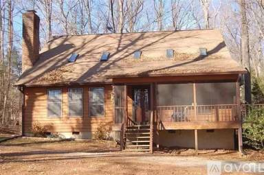 Main picture of 6707 Guess Rd