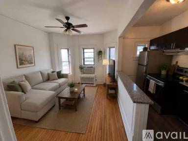 Main picture of 100 E Preston St