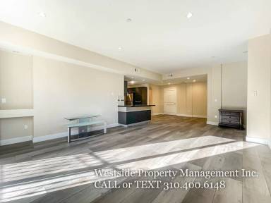 Main picture of 10930 National Blvd