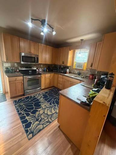 Main picture of 110 E Monico St