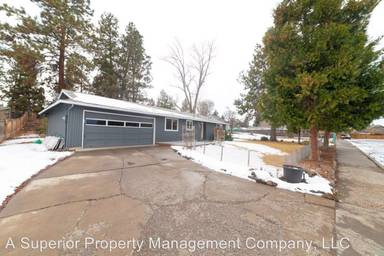 Main picture of 431 SW Blakely Ct