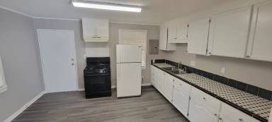 Main picture of 2210 Hawthorne St