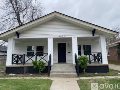 Main picture of 1620 N Marion Ave