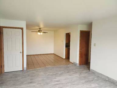 Main picture of 4824 N 104th St