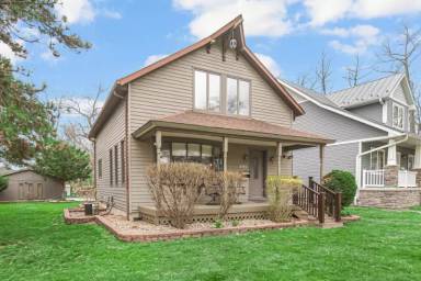 Main picture of 1713 Ridge Rd