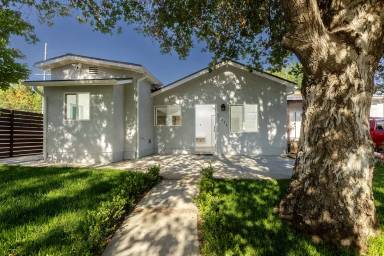 Main picture of 11458 Sophia Ave