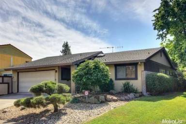 Main picture of 2225 Bueno Dr