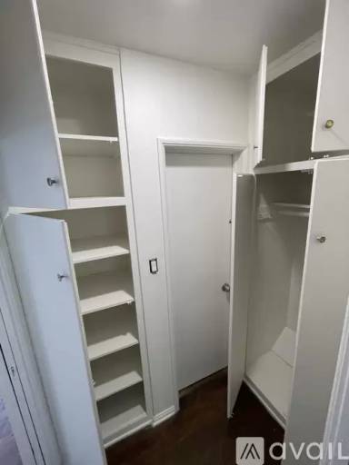 Main picture of 8519 Cashio St