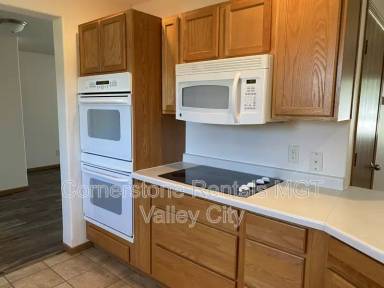 Main picture of 508 10th Ave SE