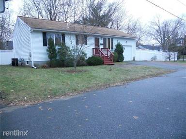 Main picture of 80 Ann Mary Brown Dr