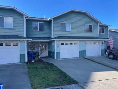 Main picture of 155 NE Melrose Dr