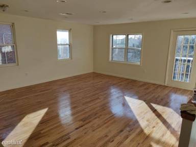 Main picture of 130 Bay 53rd St