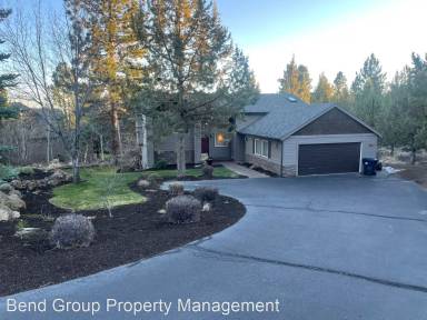 Main picture of 1152 NW Redfield Cir