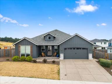 Main picture of 496 NW Cascade Mountain Dr