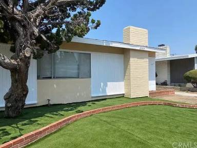 Main picture of 20425 Osage Ave