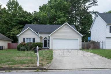 Main picture of 5689 Isleworth Way