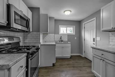 Main picture of 1282 West Ave