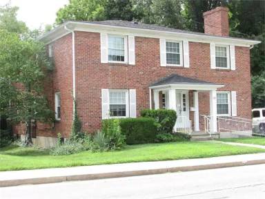 Main picture of 105 N Miles St