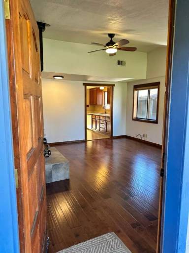 Main picture of 630 Evans Rd