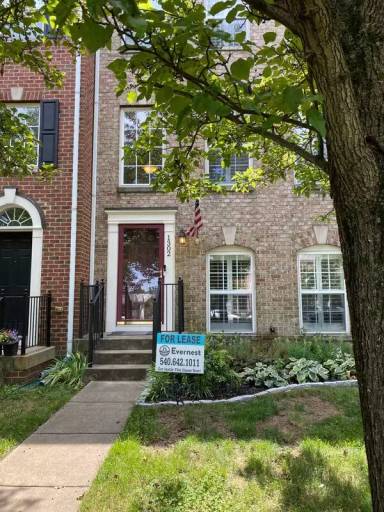 Main picture of 1302 Wilcox Ave