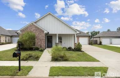 Main picture of 41 Woodgate Dr