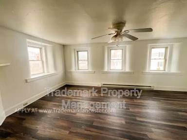 Main picture of 4482 Horseshoe Pike