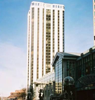 Main picture of Barclay Towers