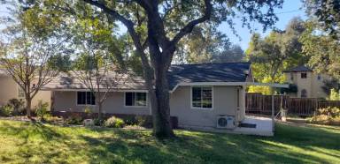 Main picture of 5845 Kenneth Ave