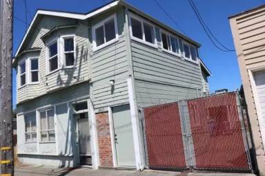 Main picture of 1833 J St