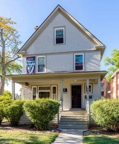 Main picture of 505 E Hoover Ave