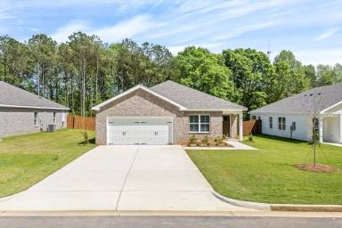 Main picture of 1171 Douglas St