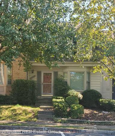 Main picture of 10703 Houck Dr