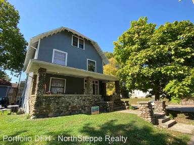Main picture of 2257 Indianola Ave