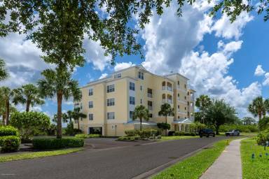 Main picture of 8581 Amberjack Cir