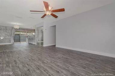 Main picture of 12561 SW 119th Ter