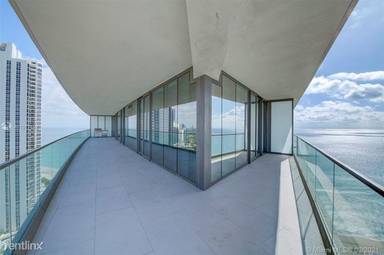 Main picture of Residences by Armani Casa