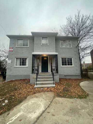 Main picture of 1627 Anita Pl