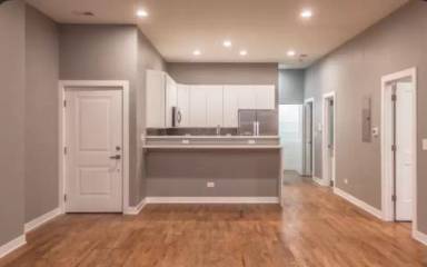 Main picture of 7733 S South Shore Dr Apartments