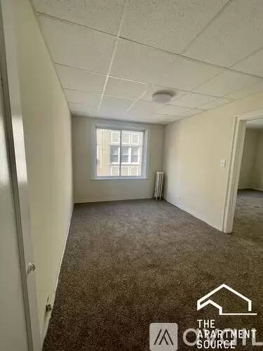 Main picture of 4011A N Lowell Ave