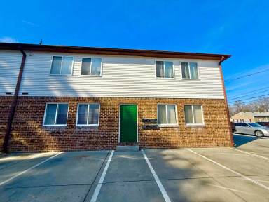 Main picture of 3511 Sewells Point Rd