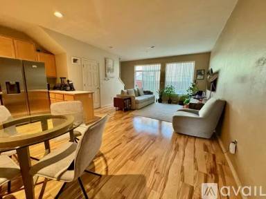 Main picture of 8665 NE Tennyson Ln
