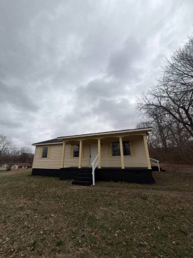 Main picture of 1130 S Washington Ave