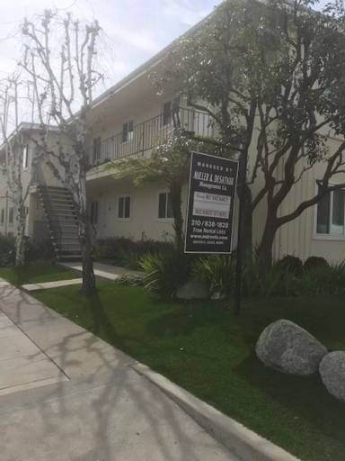 Main picture of 11308 Joffre St