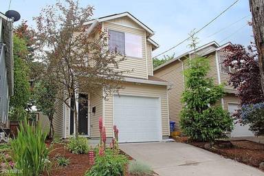 Main picture of 1024 N Farragut St